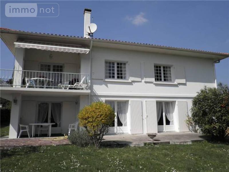 Achat maison Meschers-sur-Gironde 17132 Charente-Maritime 153 m2 6 pièces 382000 euros Maison a vendre Meschers-sur-Gironde 17132 Charente-Maritime 153 m2 6 pièces 382000 euros