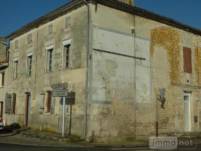 Achat maison Jonzac 17500 Charente-Maritime 500 m2 12 pièces 143100 euros Maison a vendre Jonzac 17500 Charente-Maritime 500 m2 12 pièces 143100 euros