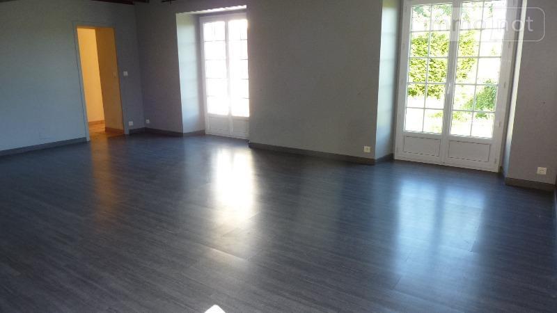 Achat maison Jonzac 17500 Charente-Maritime 200 m2 8 pièces 233200 euros Maison a vendre Jonzac 17500 Charente-Maritime 200 m2 8 pièces 233200 euros