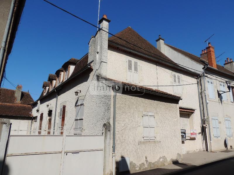 Achat maison Saint-Pourçain-sur-Sioule 03500 Allier 200 m2 6 pièces 169000 euros Maison a vendre Saint-Pourçain-sur-Sioule 03500 Allier 200 m2 6 pièces 169000 euros
