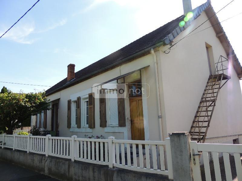 Achat maison Saint-Germain-des-Fossés 03260 Allier 120 m2 6 pièces 109900 euros Maison a vendre Saint-Germain-des-Fossés 03260 Allier 120 m2 6 pièces 109900 euros