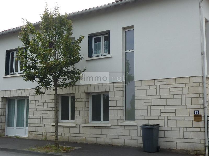 Achat immeuble de rapport Jonzac 17500 Charente-Maritime 200 m2 307400 euros Immeuble de rapport a vendre Jonzac 17500 Charente-Maritime 200 m2 307400 euros